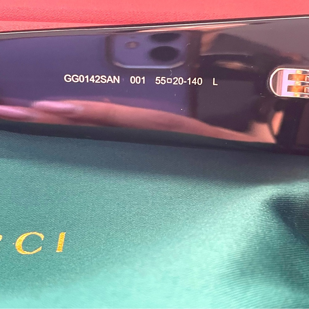 ❌SOLD❌ New Gucci Sunglasses - Picture 7 of 10